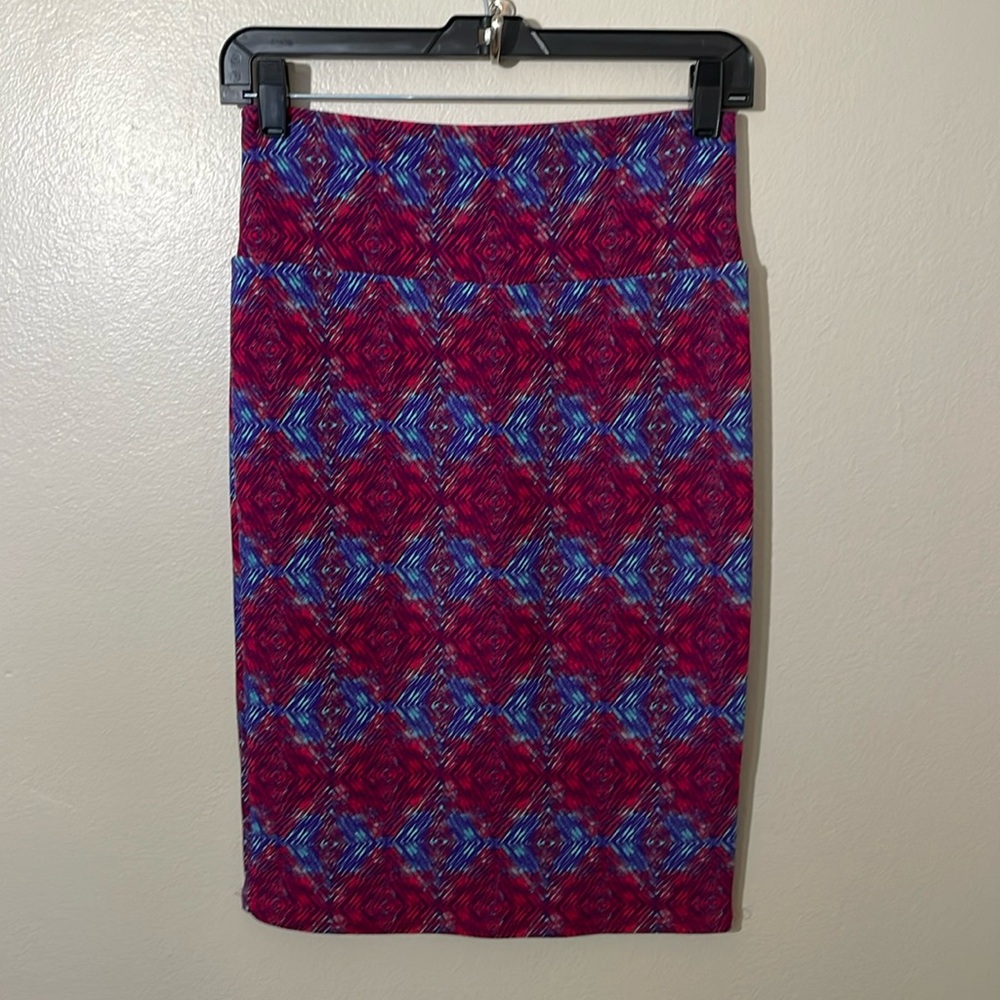 EUC LuLaRoe Funky Skirt. XS